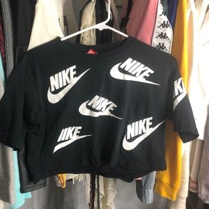 nike cropped shirt